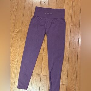 NVGTN leggings purple size medium